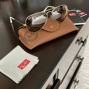 Ray Ban aviators gold and white